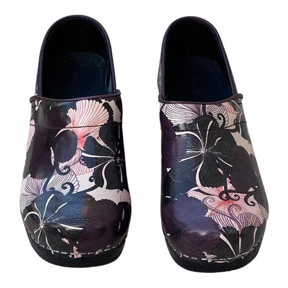 Sanita Patent Leather Clogs EU 35, US 4 Floral Purple White Black Slip On - Picture 8 of 16